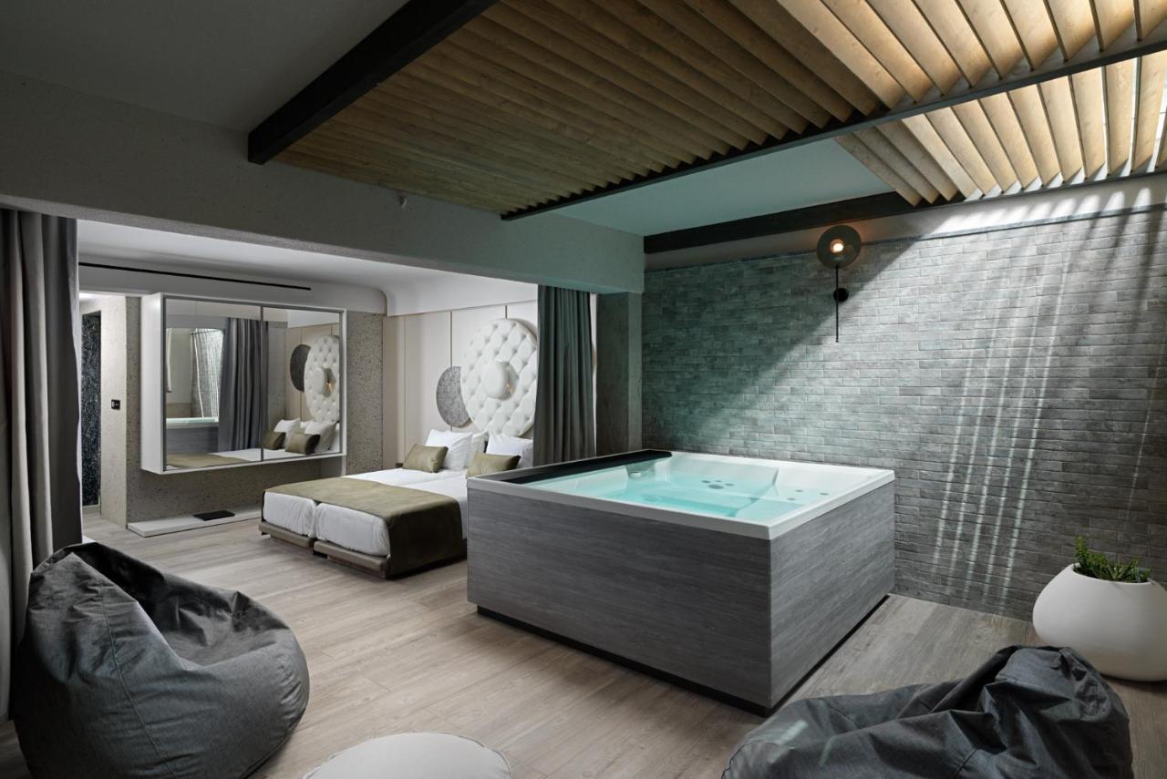 Nautilux Rethymno By Mage Hotels Экстерьер фото A spa suite